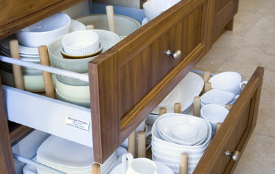Kitchen Cabinet Fittings With Universal Design in Mind