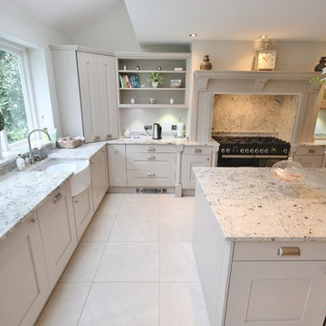 Painted Shaker Kitchen with Delicatus Granite