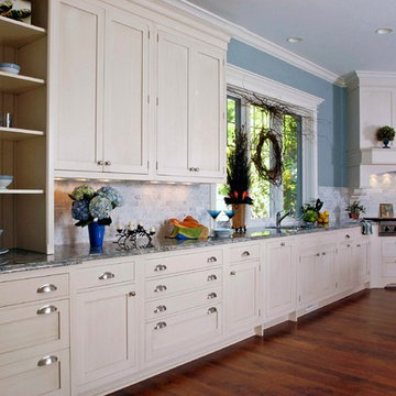 Painted White Shaker Style Brookhaven Kitchen, Statutory Marble Tile Backsplash