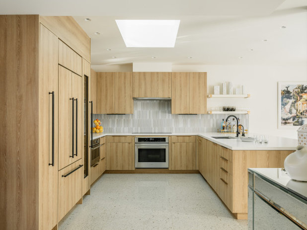 Midcentury Kitchen by Staci Munic Interiors