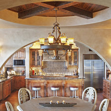 Mediterranean Kitchen by Vanguard Studio Inc.