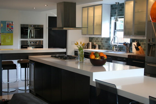 Modern Kitchen Paola DeValdenebro