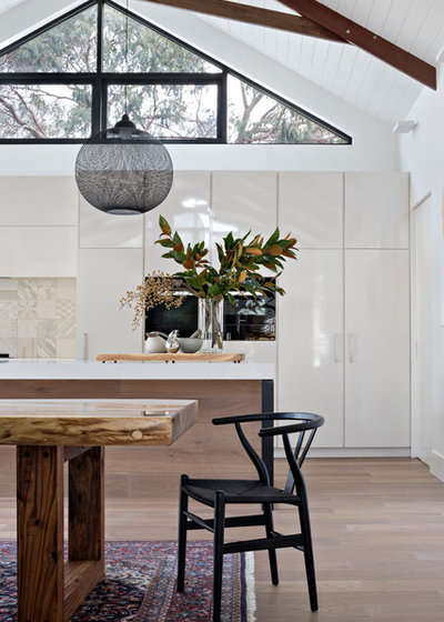 Contemporary Kitchen by Minett Studio Architecture and Design
