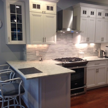 Pearl White Kitchen with Transoms