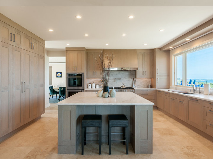 Transitional Kitchen - Kitchen
