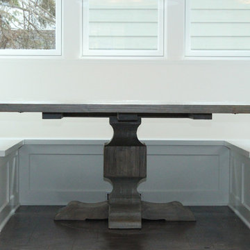 Pedestal leg square table