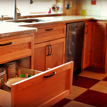 Peg Drawer Dish Storage