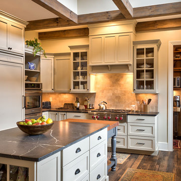 Pennsylvania Farmhouse Inspired Kitchen