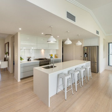 Peregrin Court Residence - Kitchen