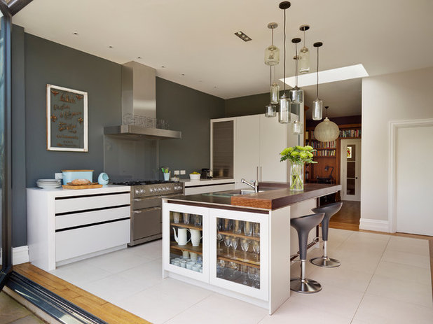 Contemporaneo Cucina by Redesign London Limited
