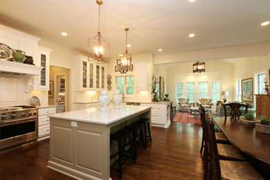 Elegant kitchen photo in Kansas City