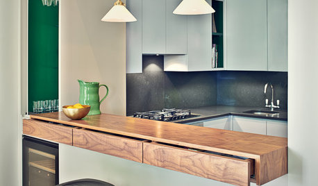 How to Squeeze in a Breakfast Bar Into Your Kitchen