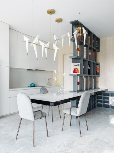 Contemporary Kitchen by Jannat Vasi Interior Design
