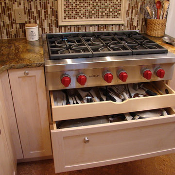 Pots & pans and utensils drawer