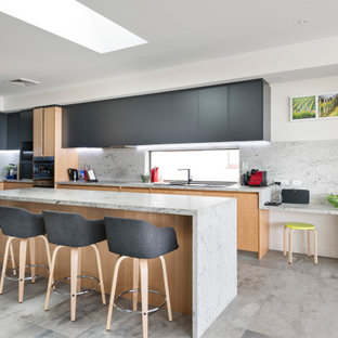Inspiration for a contemporary kitchen in Perth.
