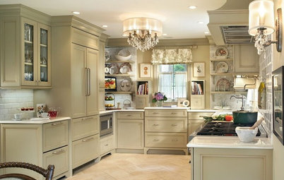 Expert Talk: 10 Reasons to Hang a Chandelier in the Kitchen