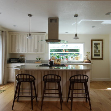 Proj 8 - Country farmhouse style kitchen in Los Altos