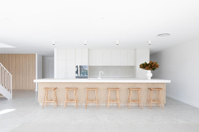 Example of a minimalist kitchen design in Gold Coast - Tweed