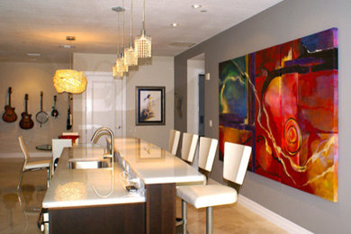 This is an example of a contemporary kitchen in Tampa.