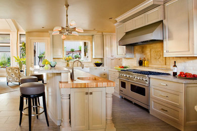 Design ideas for a classic kitchen in Portland.