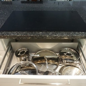 PULL OUT PAN DRAWER COOK TOP BASE UNIT