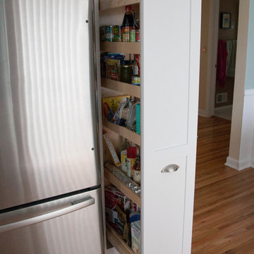 Pull out pantry for tight spaces