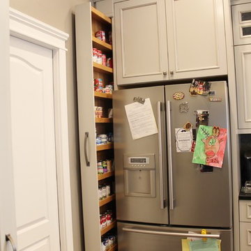 Pullout pantry