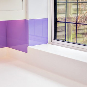 "PURPLE DANTELION" printed glass kitchen splashback by CreoGlass Design