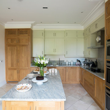 Putney oak and painted kitchen designed and made by Tim Wood