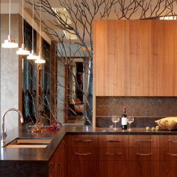 Quaker Bluff Residence