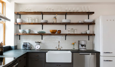 Should You Use Open Shelves in the Kitchen?