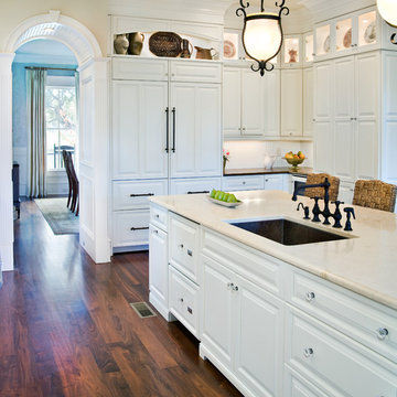 Quinlan Residence Kitchen