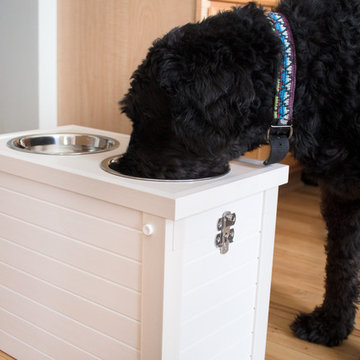 Raised Diner Feeding Station for Large Dogs