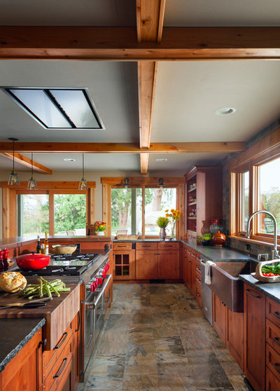 Rustic Kitchen by Sheila Mayden Interiors