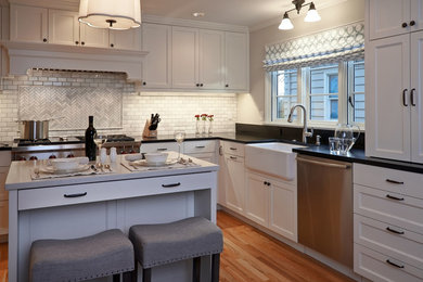 Inspiration for a traditional kitchen in Seattle.