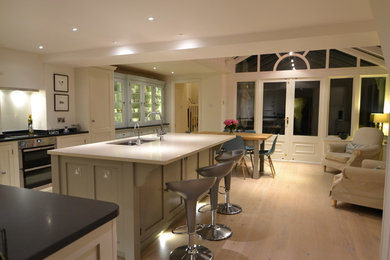 Example of a farmhouse kitchen design in Oxfordshire