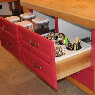 75 Beautiful Ceramic Tile Kitchen With Red Cabinets Pictures Ideas July 2021 Houzz