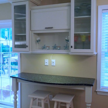 Reeded Glass at the Desk