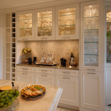 Refined Transitional Kitchen