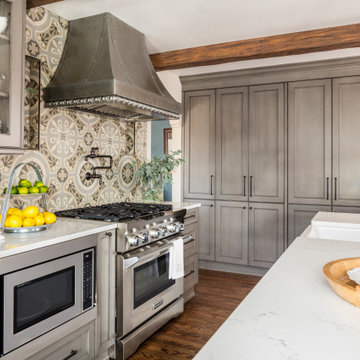 Remodel -Seattle Craftsman Kitchen & Bar