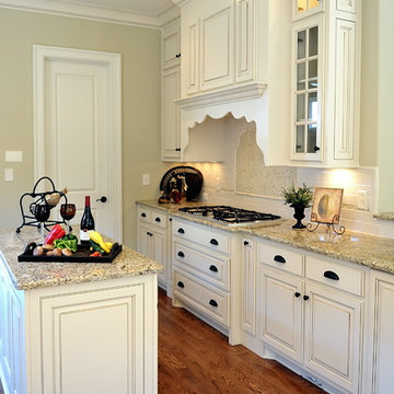 Remodeled White Kitchen in Brentwood