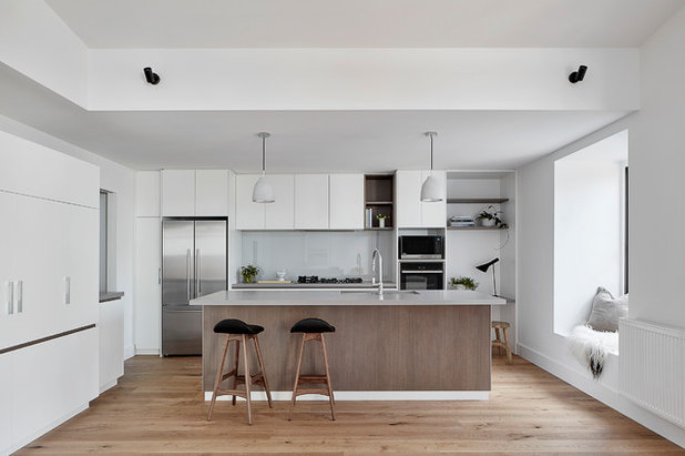 Contemporary Kitchen by Architect Hewson