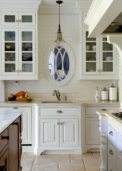 Traditional Kitchen by Barnes Vanze Architects, Inc.