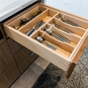 Renowned Cabinetry Silverware Organizer