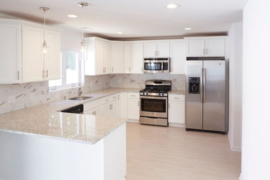 Example of a trendy kitchen design in Miami