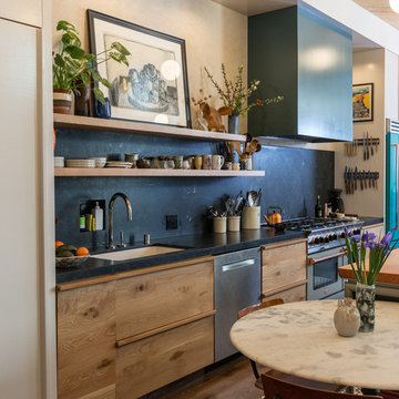 Restaurant Chefs Put Function First in Their Home Kitchen