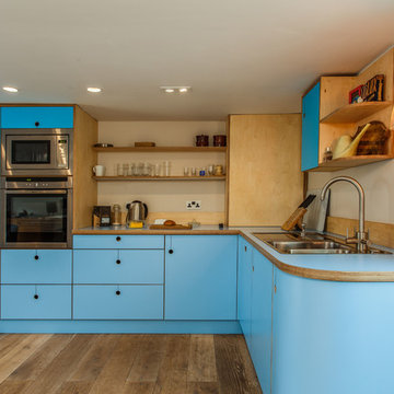 retro blue kitchen