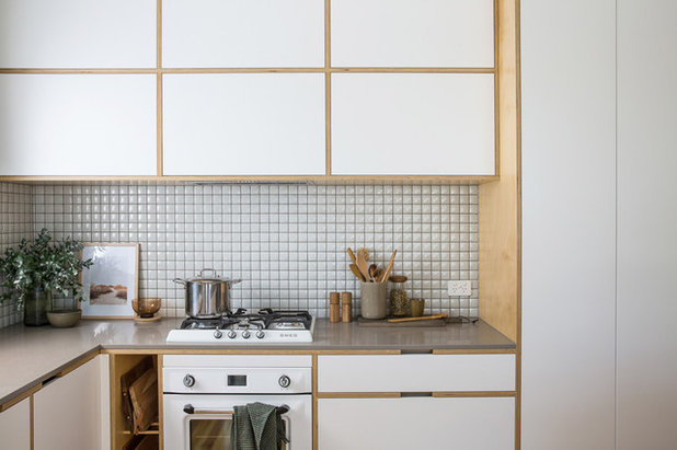 Scandinavian Kitchen by Space Craft Joinery