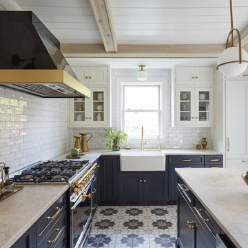 Retro Kitchen With A Golden Touch