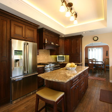 rich tuscan kitchen